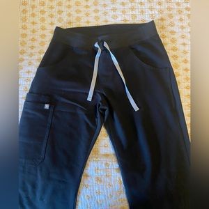 Figs Kade Cargo Scrub Pants